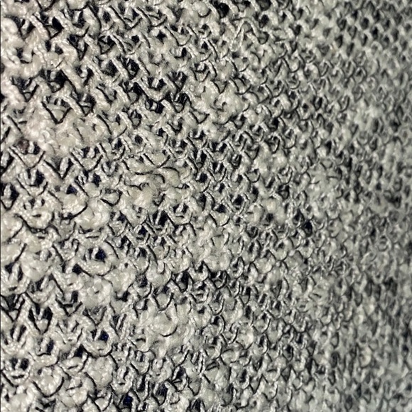 Lush Colour Block Sweater - Picture 4 of 4